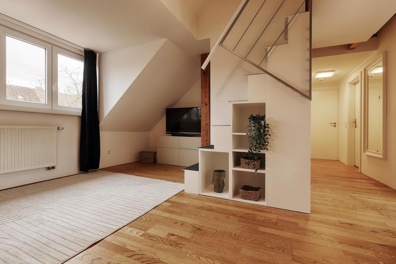 Homiestay City-Apartment, Balkon & Parkplatz Wurtzburgo Exterior foto